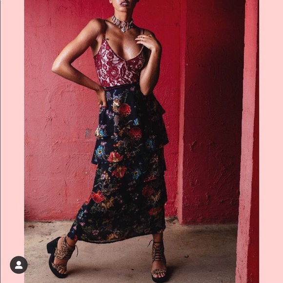 •fridayiminlove• {Cascade Dreams} Maxi Dress (navy / burgundy) - Picture 4 of 17